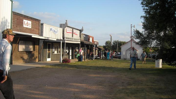 Parker Charming Small Towns SD
