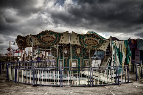 The Remnants Of This Abandoned Louisiana Amusement Park Are Both Devastating And Beautiful