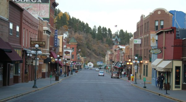 Here Are The Most Beautiful, Charming Small Towns In South Dakota