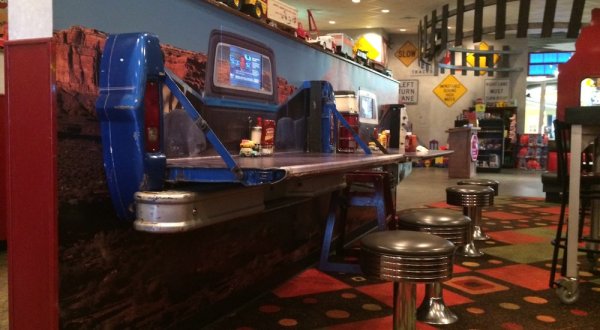 These 10 Uniquely Themed Restaurants Will Transform Your Alabama Dining Experience