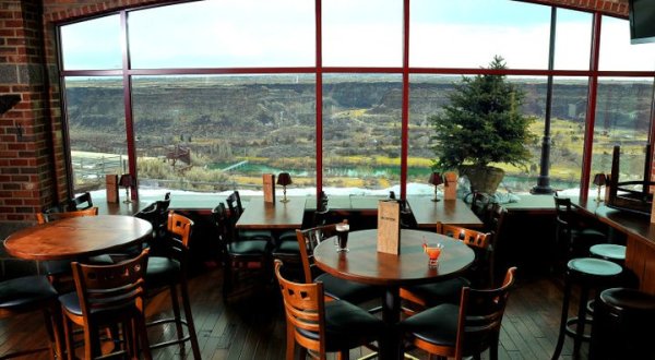 9 Idaho Restaurants With Views That Will AMAZE You