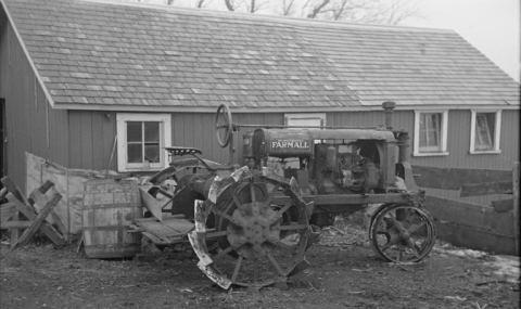There’s Something Special About These 14 Iowa Farms From The Past