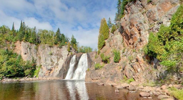 Everyone In Minnesota Must Visit This Epic Waterfall As Soon As Possible