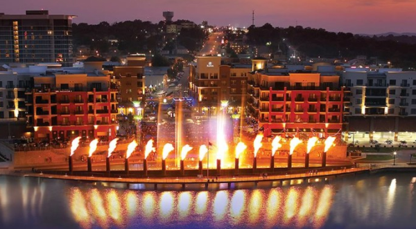 You’ll Never Forget A Trip To These 15 Waterfront Spots In Missouri