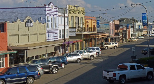 These 13 Towns In Louisiana Have The Best Main Streets You Gotta Visit