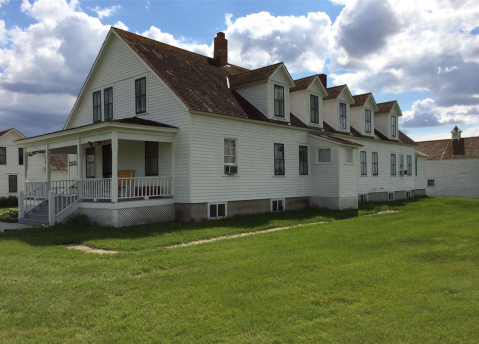 You'll Want To Visit These 6 Houses In North Dakota For Their Incredible Pasts