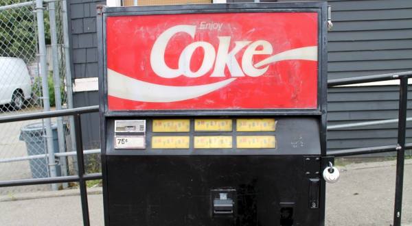 This Retro Washington Soda Machine Has A Delicious Mystery That’s Baffling Everyone