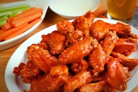 These 11 Restaurants Serve The Best Wings In Colorado