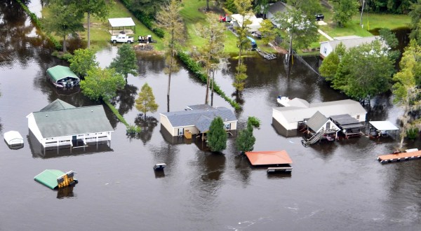 These 18 Photos of South Carolina’s 1,000 Year Flood Are Mind-Blowing