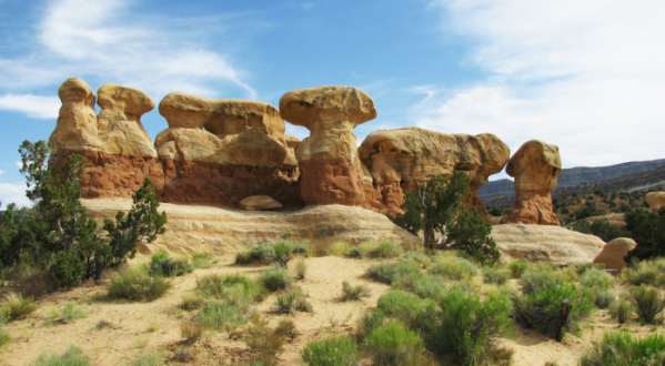 These 11 Strange Spots in Utah Will Make You Stop and Look…Twice