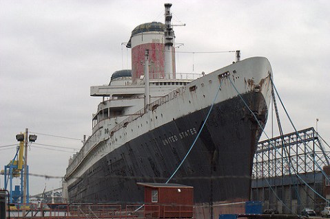The World's Fastest Ship Is Decaying In Philadelphia... But It May Sail Again Soon