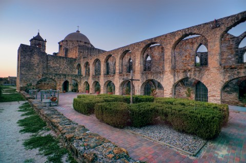 These 9 Unbelievable Ruins In Texas Will Transport You To The Past