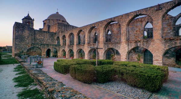 These 9 Unbelievable Ruins In Texas Will Transport You To The Past