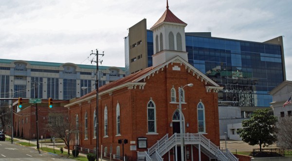 Here Are The 10 Most Religious Cities In Alabama