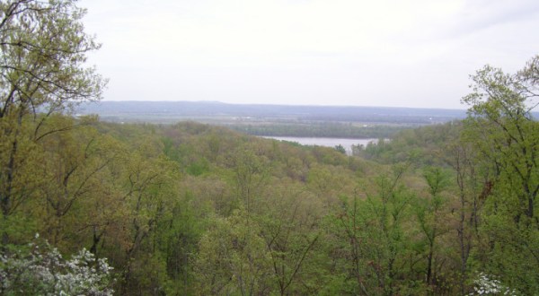 Take A Hike At This One Missouri State Park For An Unforgettable Experience