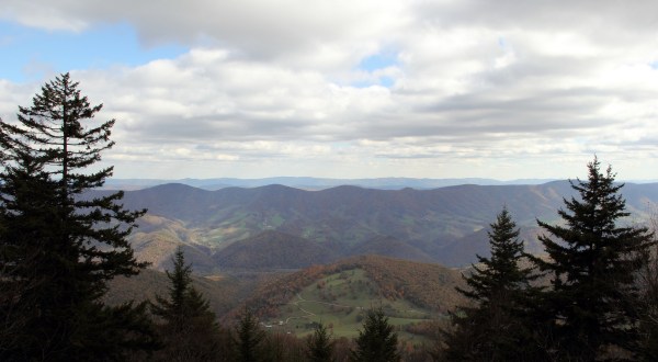 This Epic Mountain In West Virginia Will Drop Your Jaw