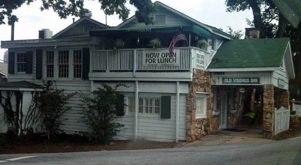 These 10  Amazing Georgia Restaurants Are Loaded With Local History