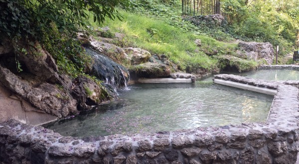 There’s No Better Place To Be Than These 47 Hot Springs In Arkansas