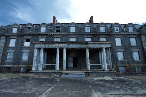 What Remains Of This Infamous Maryland Boys' School Is Eerie