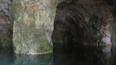 Going Into These Caves in New Hampshire Is Like Entering Another World