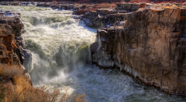 Everyone In Idaho Must Visit This Epic Waterfall As Soon As Possible