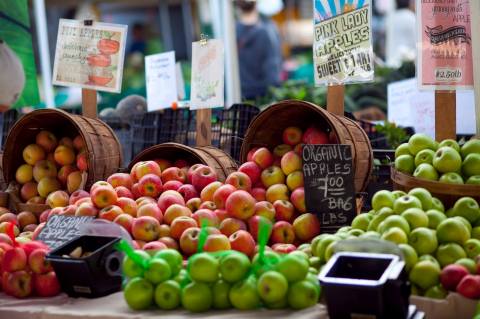 These 10 Incredible Farmers Markets In Alabama Are Definitely Worth Visiting
