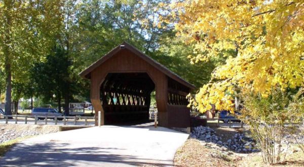These 7 Beautiful Covered Bridges In Mississippi Will Remind You Of A Much Simpler Time