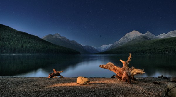What Was Photographed At Night In Montana Is Almost Unbelievable