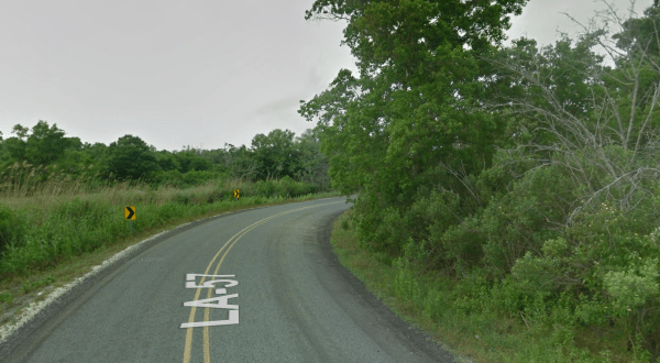 Driving Down This Haunted Louisiana Road Will Give You Nightmares