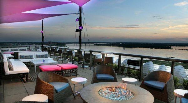 7 Restaurants With Incredible Rooftop Dining In Tennessee