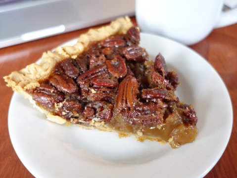 9 Places In Massachusetts Where You Can Get The Most Mouth Watering Pie