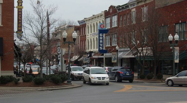 Here Are The Oldest Towns In Tennessee… And They’re Loaded With History