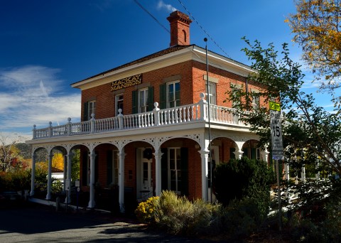 8 Truly Terrifying Ghost Stories That Prove Virginia City Is The Most Haunted City In Nevada