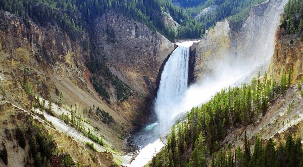 Everyone In Wyoming Must Visit This Epic Waterfall As Soon As Possible