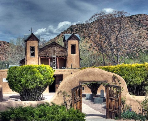 A Gorgeous Church In New Mexico, El Santuario de Chimayó Is Said To Have Healing Powers