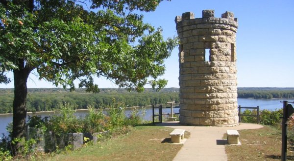 15 Historical Landmarks You Absolutely Must Visit In Iowa