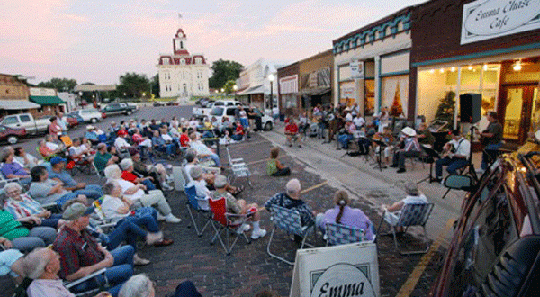 12 Small Towns In Kansas Where Everyone Knows Your Name