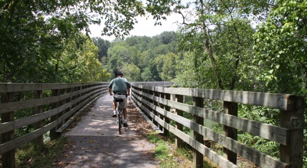Here Are The 9 Most Beautiful Bike Trails In Virginia