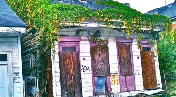 These 10 Abandoned Places in New Orleans Are Absolutely Haunting