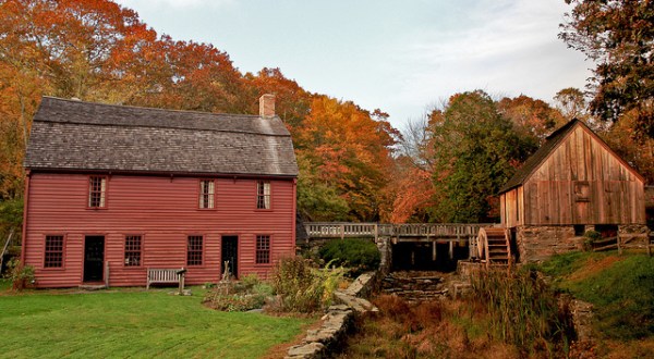 8 Historic Towns In Rhode Island That Will Transport You To The Past