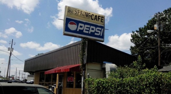 15 ‘Hole In The Wall’ Restaurants In Alabama That Will Blow Your Taste Buds Away