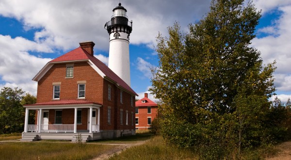 8 Amazing Places To Stay Overnight In Michigan Without Breaking The Bank