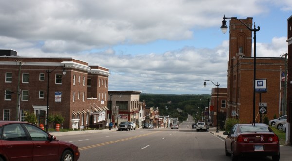 10 Small Towns In Michigan Where Everyone Knows Your Name