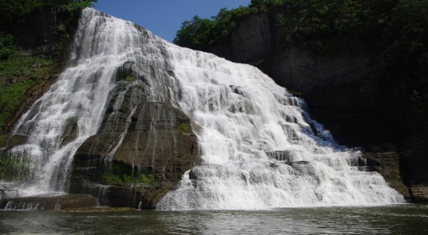 These 12 Hidden Waterfalls In New York Will Take Your Breath Away