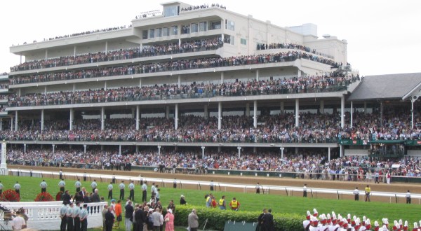 16 Unforgettable Things Everyone Must Do During Kentucky Derby Week