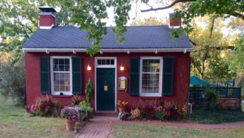 Dine At These 12 Extremely Tiny Restaurants In Missouri That Are Actually Amazing