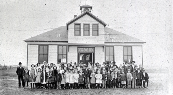 Oklahoma Schools In The Early 1900s May Shock You. They’re So Different.