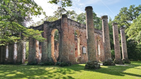 The Real Story Behind The Old Sheldon Church Ruins in South Carolina Remains A Mystery