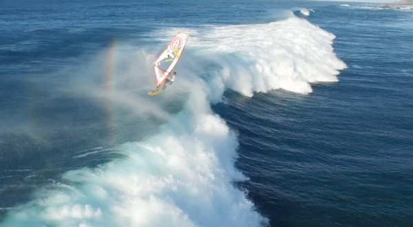 You’ve Never Seen Anything Like This Jaw-Dropping Footage Of Windsurfing In Hawaii