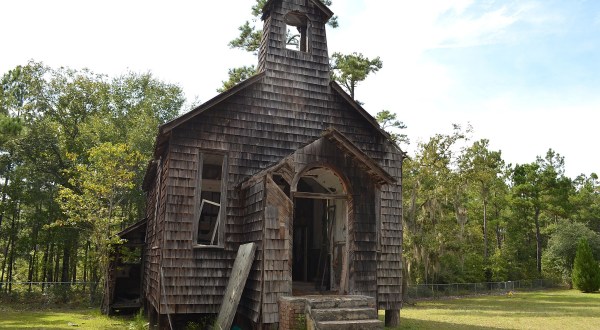 17 Abandoned Places In South Carolina That Nature Is Reclaiming